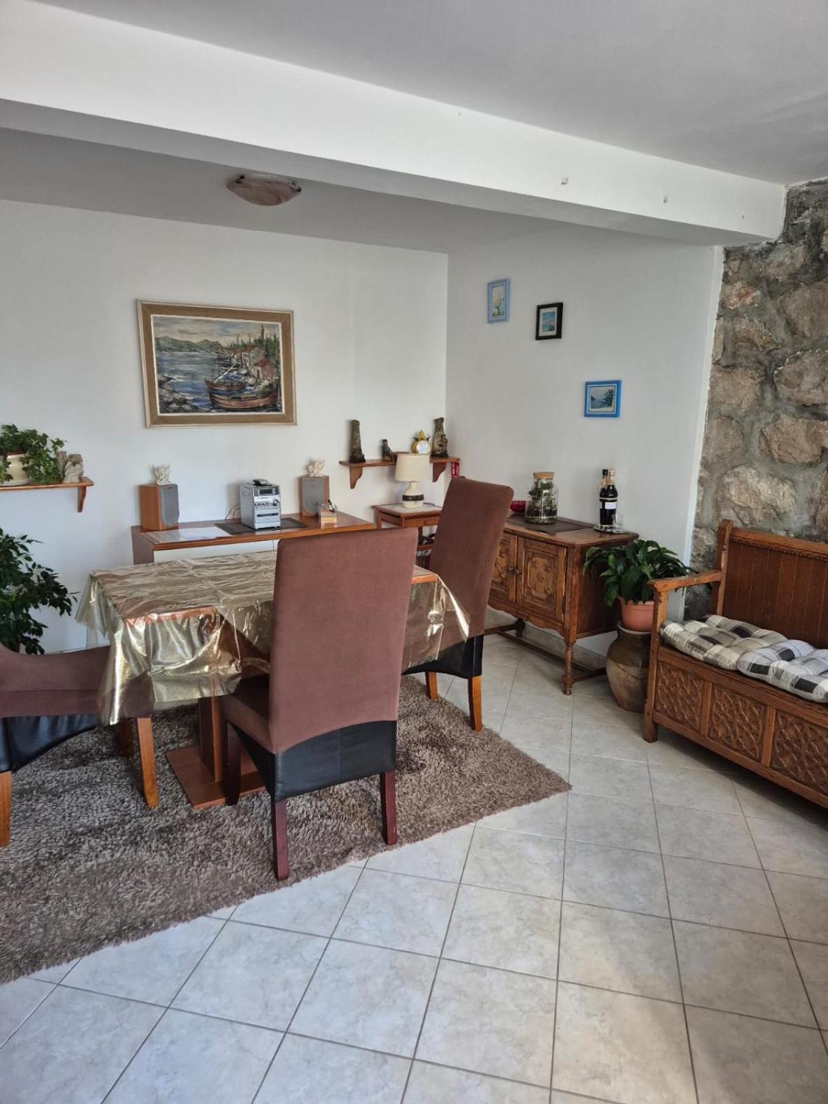 Mihael Apartmán